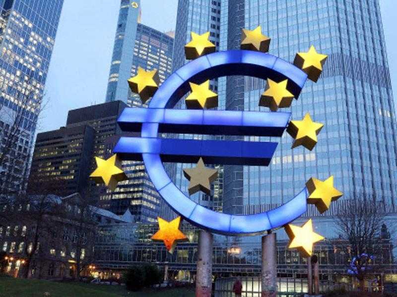 صناع سياسة في «المركزي الأوروبي» يؤيدون إجراء المزيد من تخفيضات الفائدة
